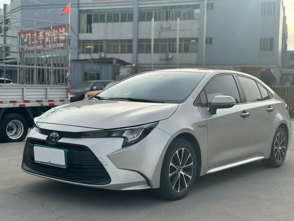 Toyota Levin Lei Ling 2024 Hybrid 1.8L Leading Edition 2024 — photo 1, buy with delivery to Moscow