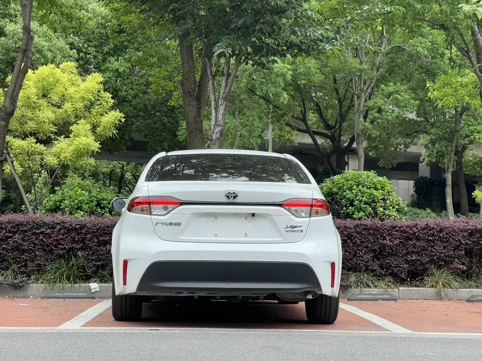Toyota Levin Lei Ling 2023 Hybrid 1.8L Sports Edition 2023 — thumbnail 5