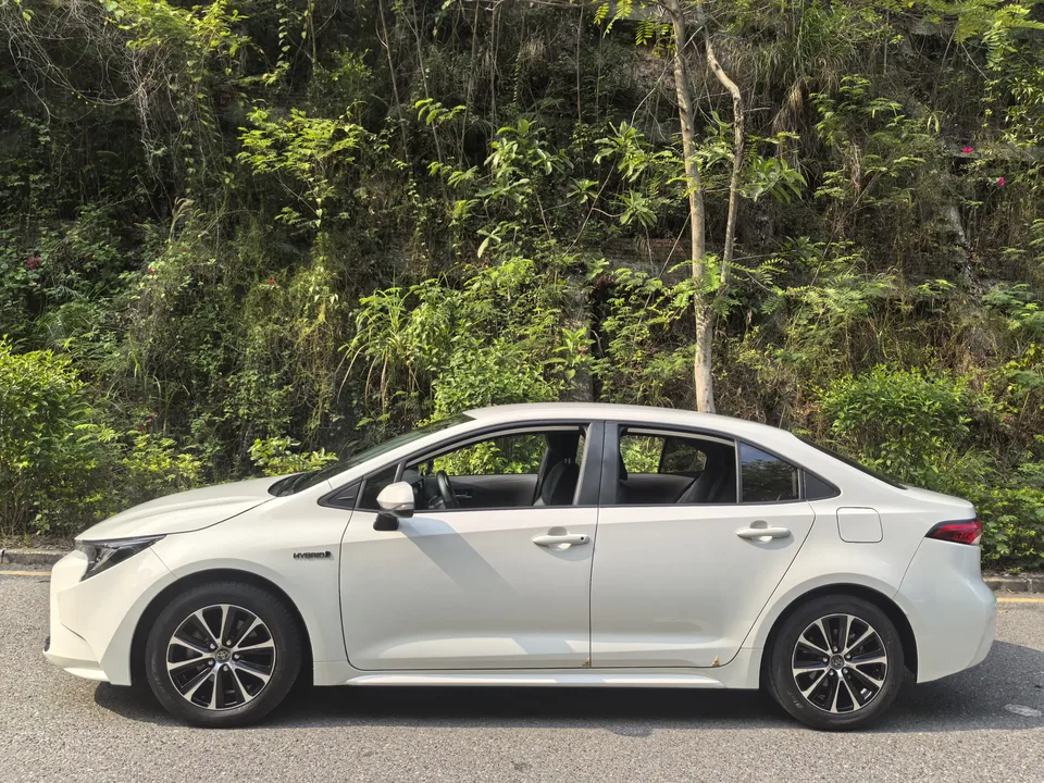 Toyota Levin Lei Ling 2024 Hybrid 1.8L Leading Edition 2024 — thumbnail 4