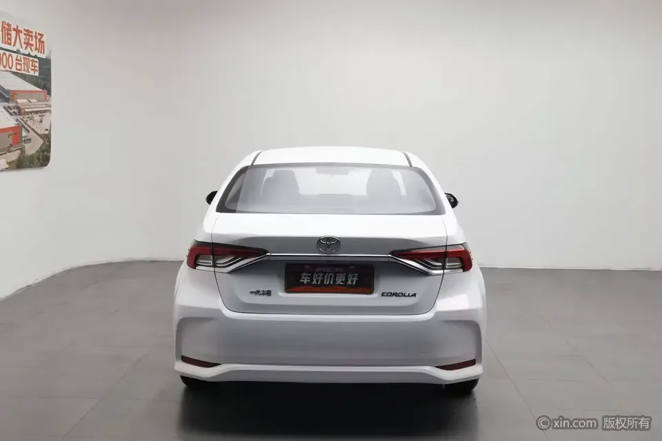 Toyota Corolla Corolla 2023 Intelligent Electric Hybrid Dual Engine 1.8L E-CVT Elite Edition 2024 — thumbnail 3