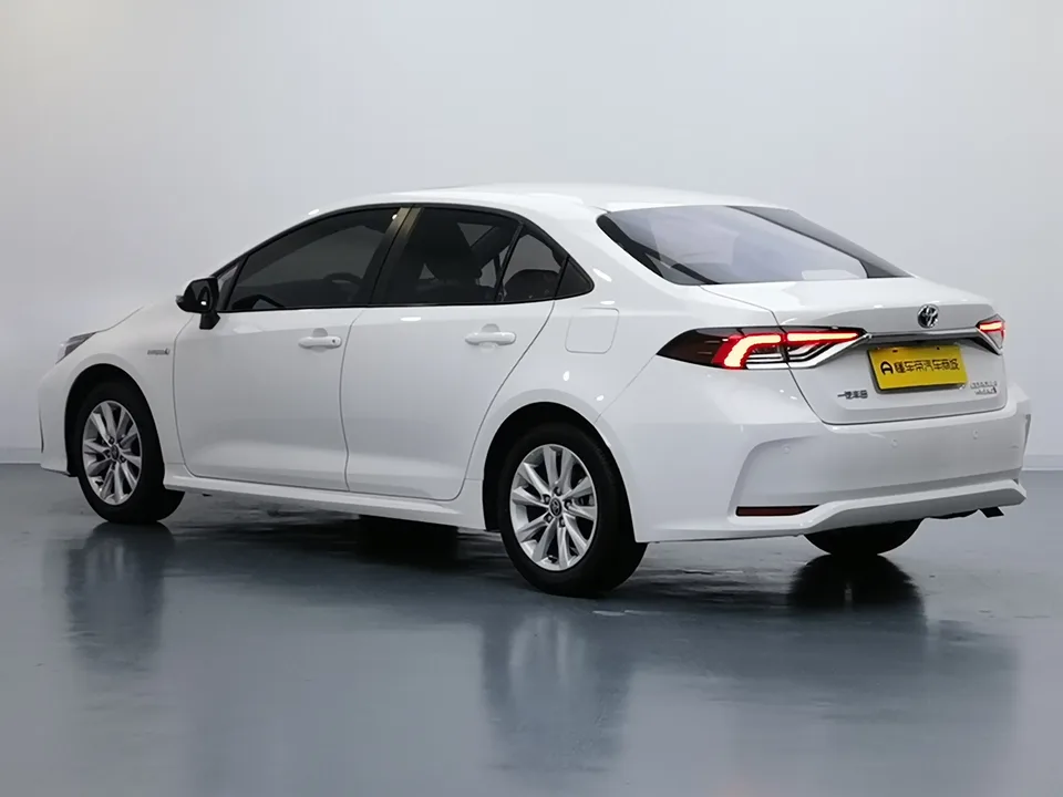 Toyota Corolla Corolla 2023 Intelligent Electric Hybrid Dual Engine 1.8L E-CVT Elite Edition 2023 — thumbnail 2