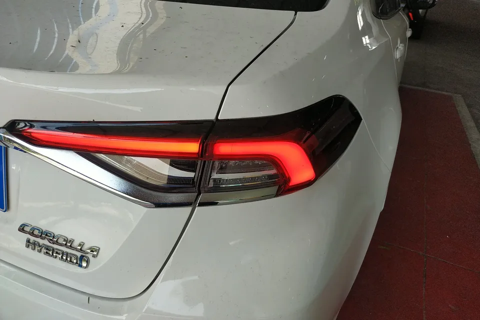 Toyota Corolla Corolla 2023 Intelligent Electric Hybrid Dual Engine 1.8L E-CVT Elite Edition 2023 — thumbnail 2