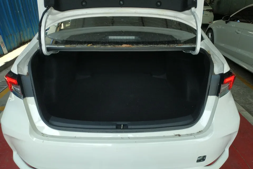 Toyota Corolla Corolla 2023 Intelligent Electric Hybrid Dual Engine 1.8L E-CVT Elite Edition 2023 — thumbnail 5