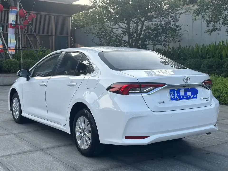 Toyota Corolla Corolla 2023 1.2T S-CVT Pioneer Edition 2023 — thumbnail 4
