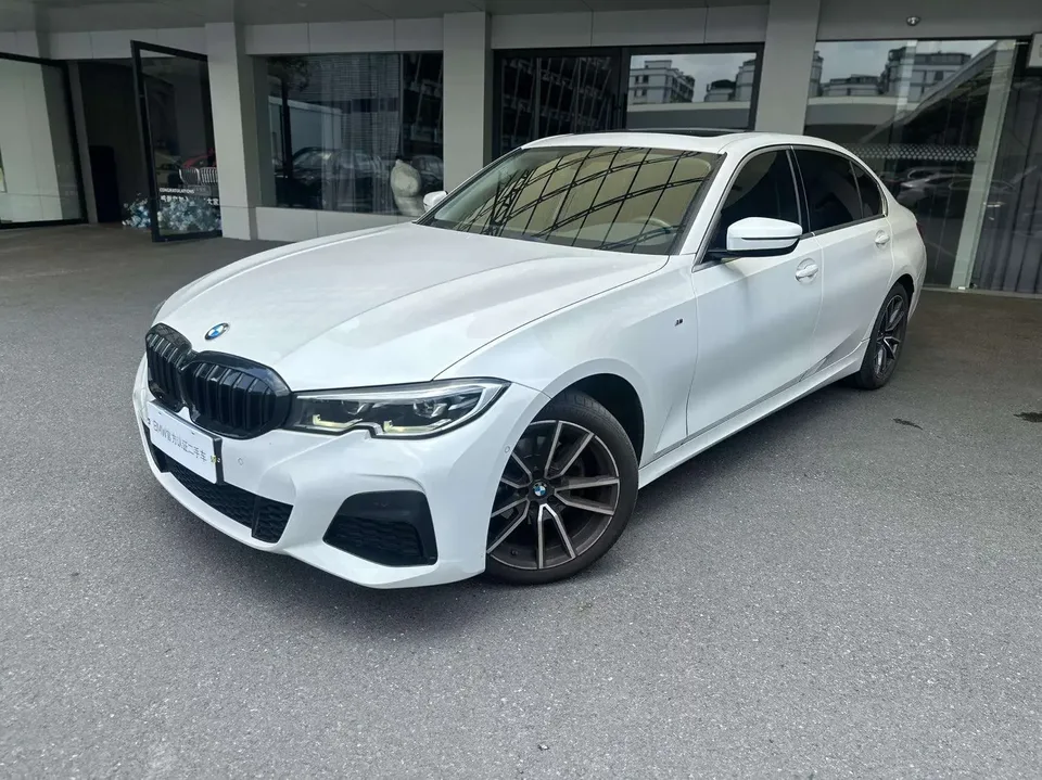 BMW 3 Series BMW 3 Series 2020 320Li M Sport Package 2022 — photo 1, buy with delivery to Moscow