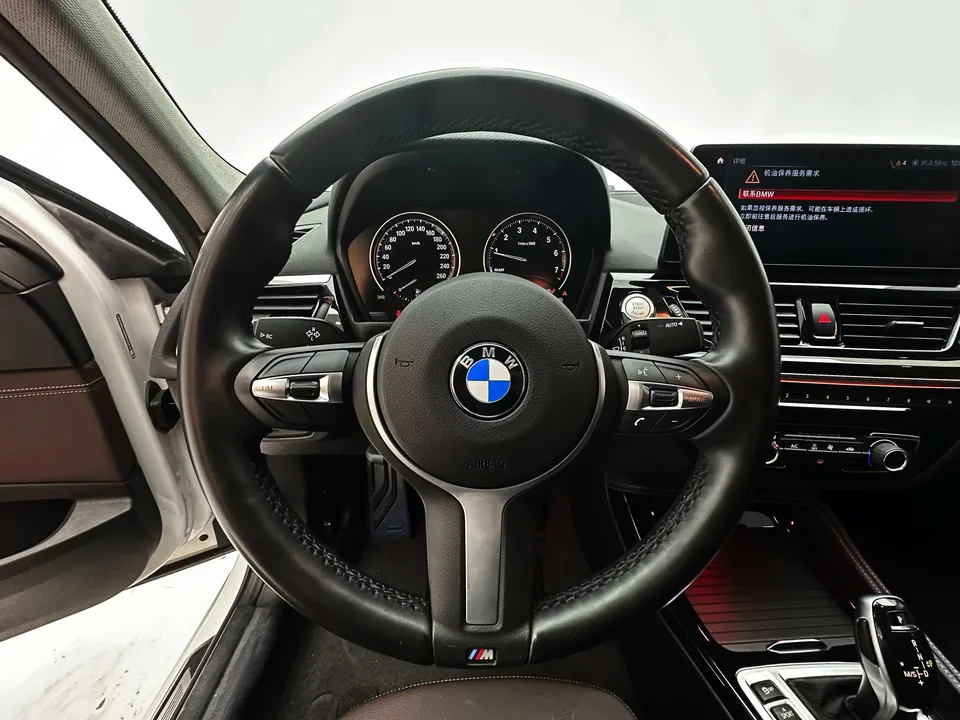 BMW 1 Series BMW 1 Series 2021 120i M Sport Night Edition 2022 — thumbnail 5