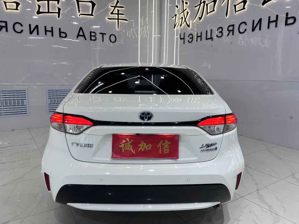 Toyota Levin Lei Ling 2021 Dual Engine 1.8H E-CVT Deluxe Edition 2022 — thumbnail 2