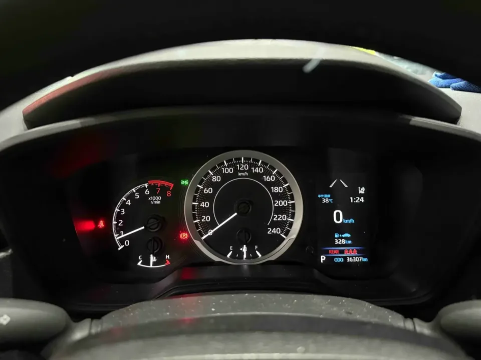 Toyota Levin Lei Ling 2024 185T Sports Edition 2024 — thumbnail 3