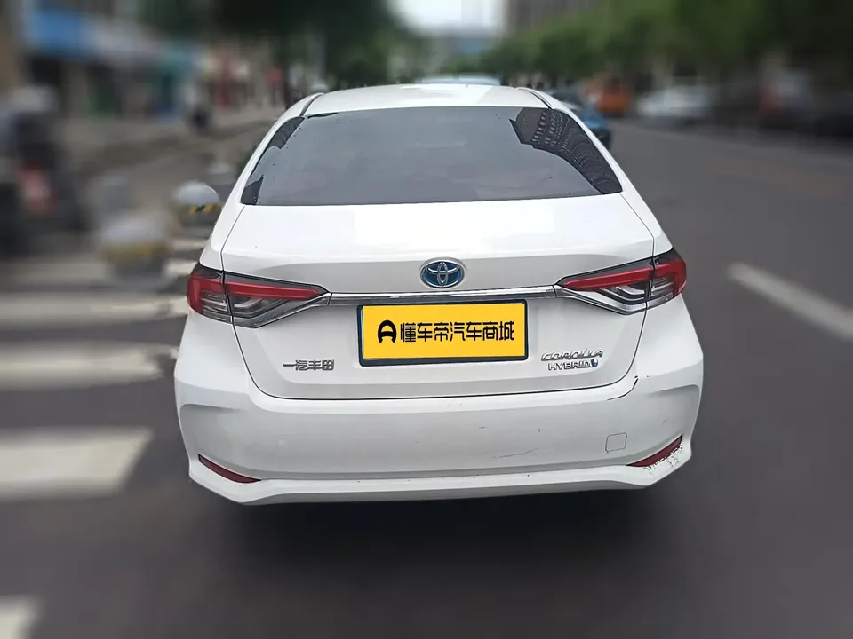 Toyota Corolla Corolla 2023 Intelligent Electric Hybrid Dual Engine 1.8L E-CVT Elite Edition 2023 — thumbnail 2
