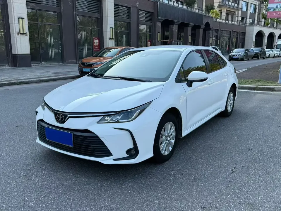 Toyota Corolla Corolla 2022 1.2T S-CVT Pioneer PLUS Edition 2022 — photo 1, buy with delivery to Moscow
