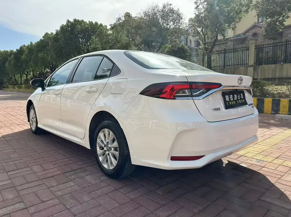 Toyota Corolla Corolla 2023 1.2T S-CVT Pioneer Edition 2023 — thumbnail 2