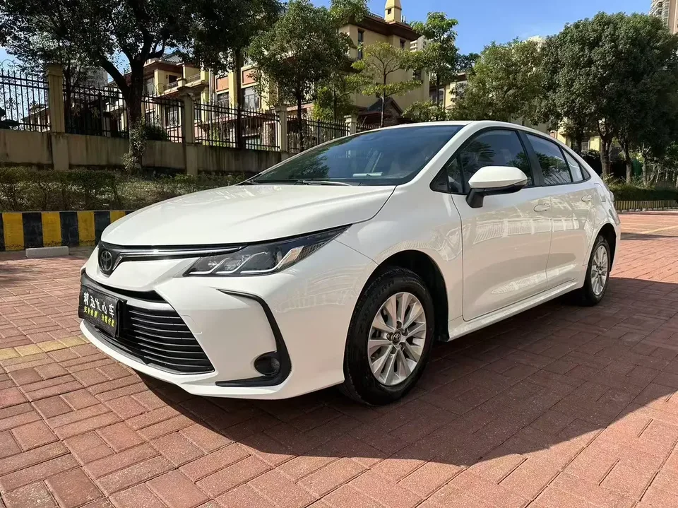 Toyota Corolla Corolla 2023 1.2T S-CVT Pioneer Edition 2023 — photo 1, buy with delivery to Moscow