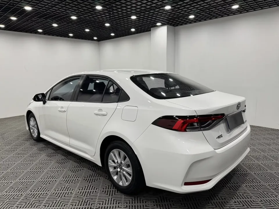 Toyota Corolla Corolla 2021 1.5L CVT Elite Edition 2022 — thumbnail 4