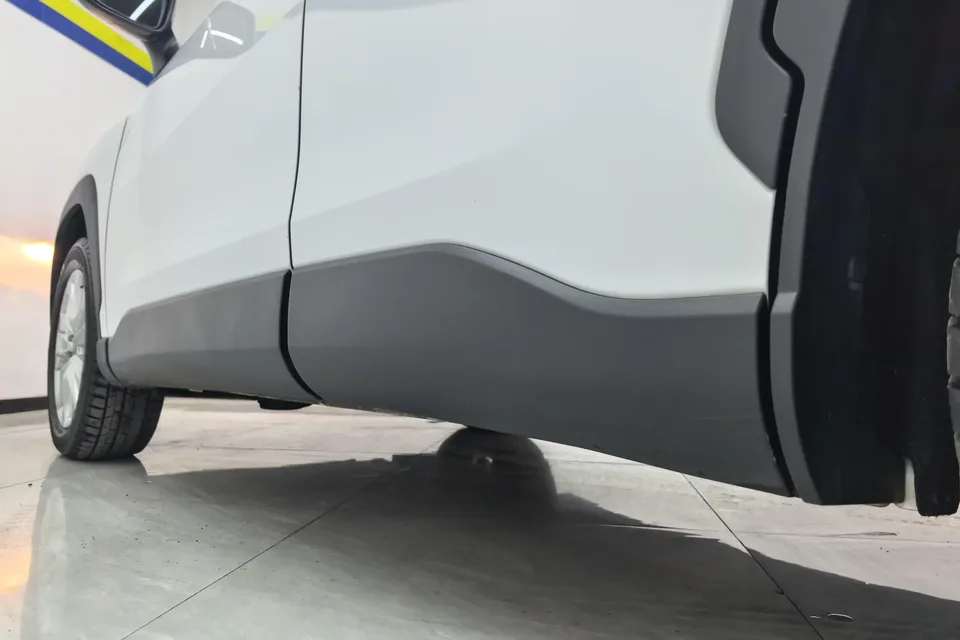 Toyota CorollaCross Corolla Sharp 2024 2.0L CVT Pioneer Edition 2025 — thumbnail 3