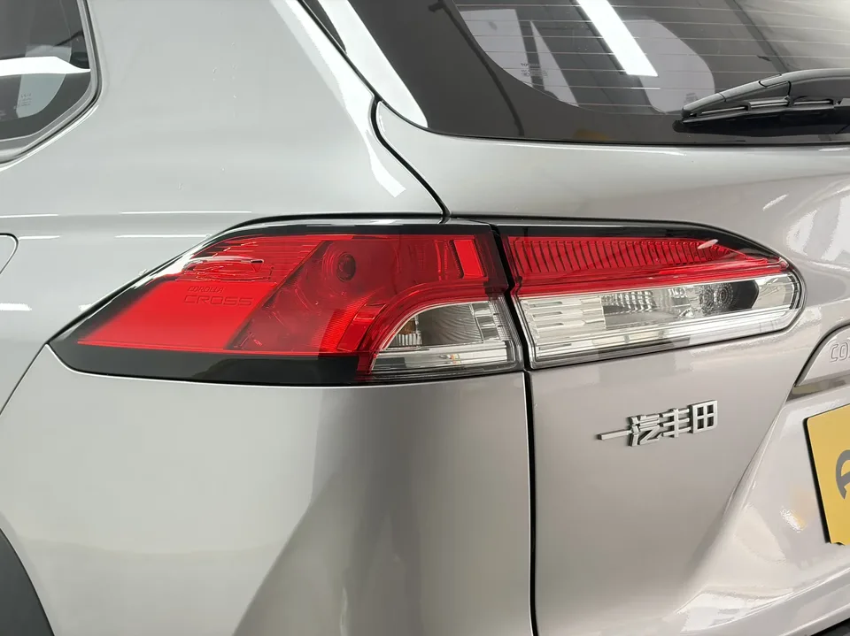 Toyota CorollaCross Corolla Sharp 2024 2.0L CVT Pioneer Edition 2024 — thumbnail 4