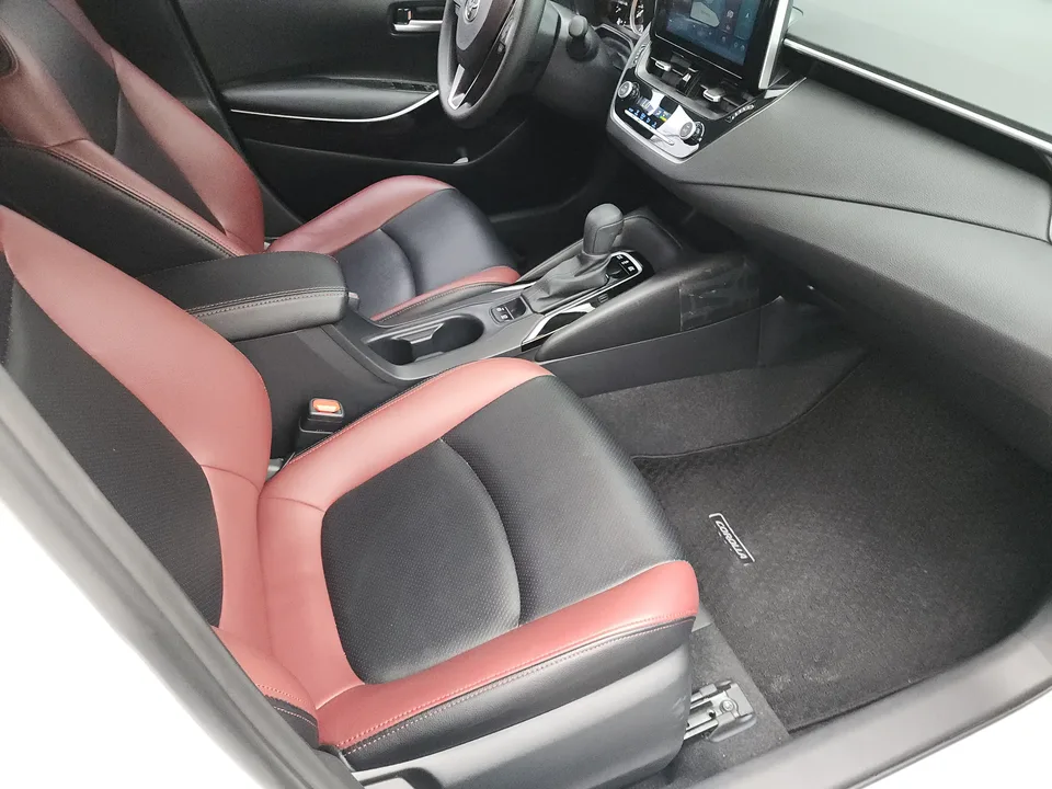 Toyota Corolla Corolla 2023 Intelligent Electric Hybrid Dual Engine 1.8L E-CVT Elite Edition 2023 — thumbnail 4