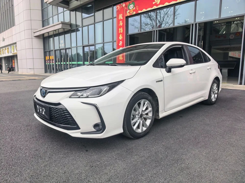 Toyota Corolla Corolla 2023 Intelligent Electric Hybrid Dual Engine 1.8L E-CVT Elite Edition 2023 — photo 1, buy with delivery to Moscow