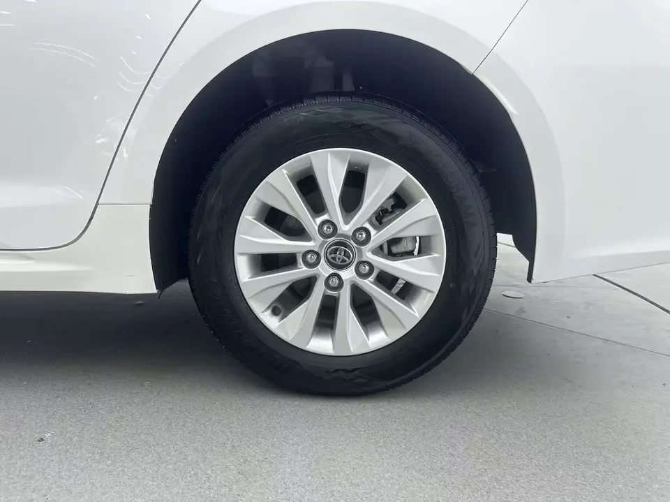 Toyota Corolla Corolla 2023 1.2T S-CVT Pioneer Edition 2024 — миниатюра 3
