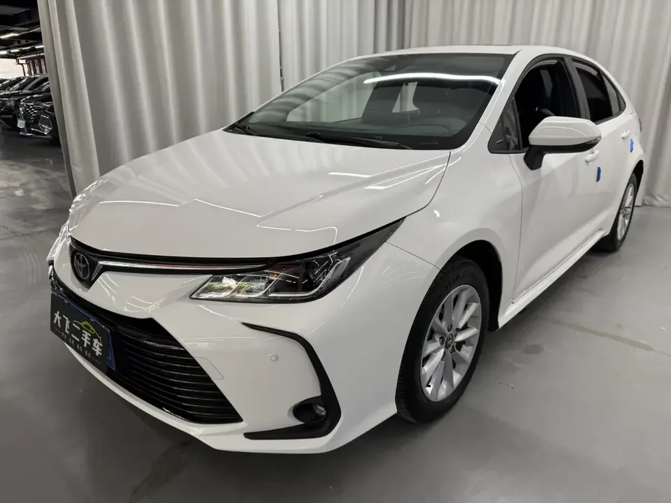 Toyota Corolla Corolla 2021 1.2T S-CVT Elite PLUS Edition 2022 — photo 1, buy with delivery to Moscow