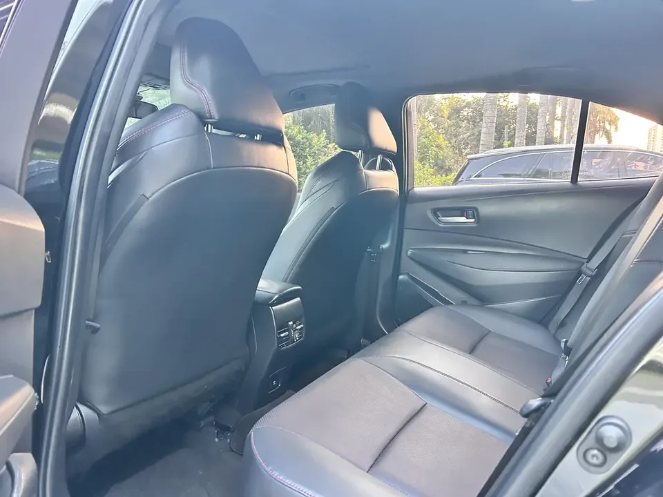 Toyota Levin Lei Ling 2022 Dual Engine 1.8H E-CVT Sports Edition 2022 — thumbnail 3