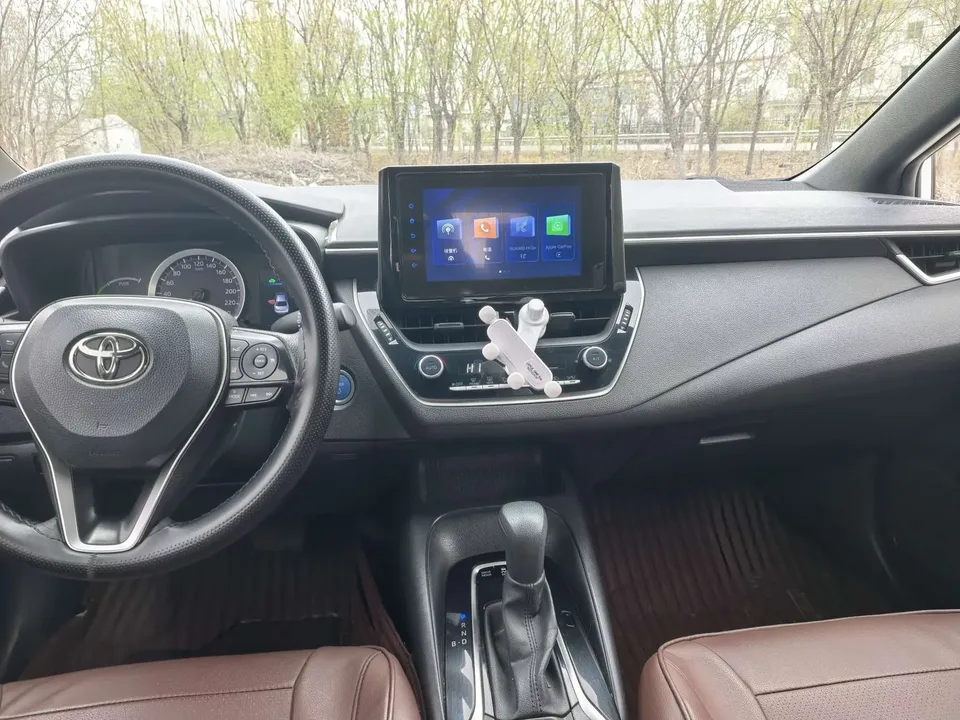 Toyota Levin Lei Ling 2021 Dual Engine 1.8H E-CVT Leading Edition 2022 — thumbnail 2