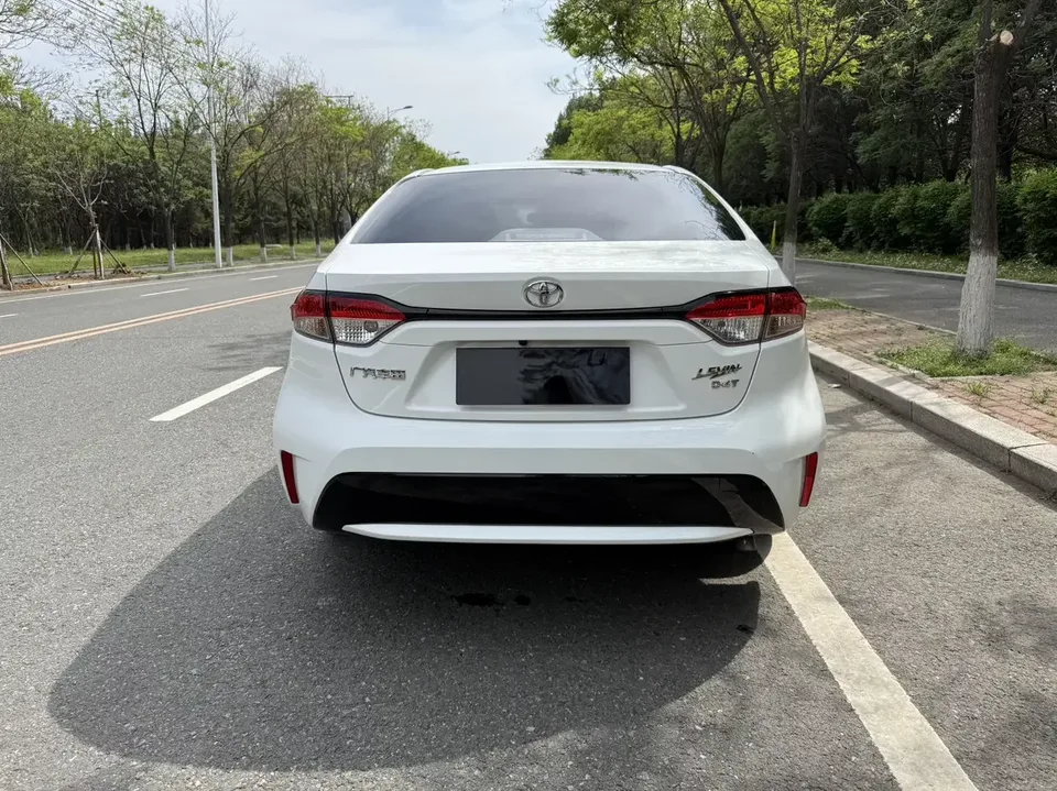 Toyota Levin Lei Ling 2022 185T CVT Deluxe Edition 2022 — thumbnail 2