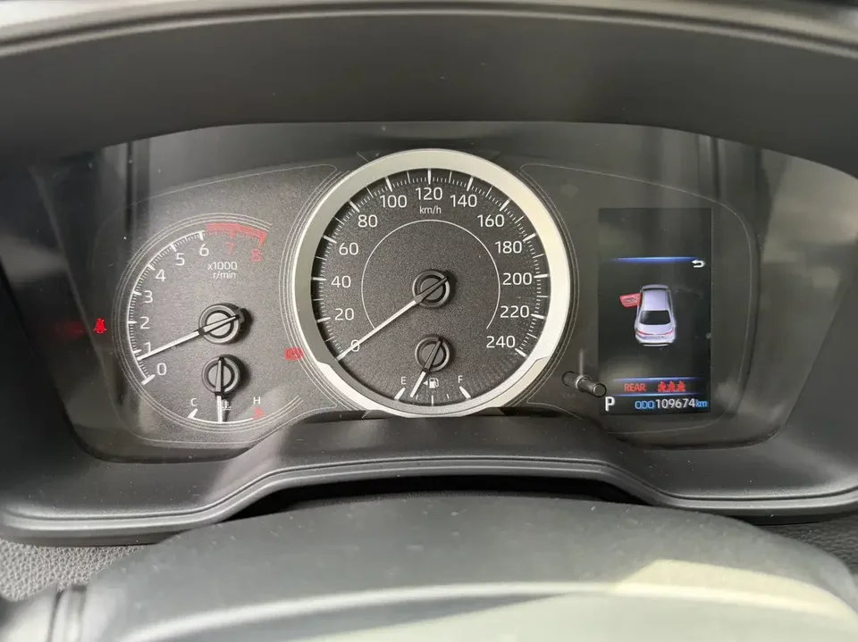Toyota Levin Lei Ling 2022 185T CVT Deluxe Edition 2022 — thumbnail 5