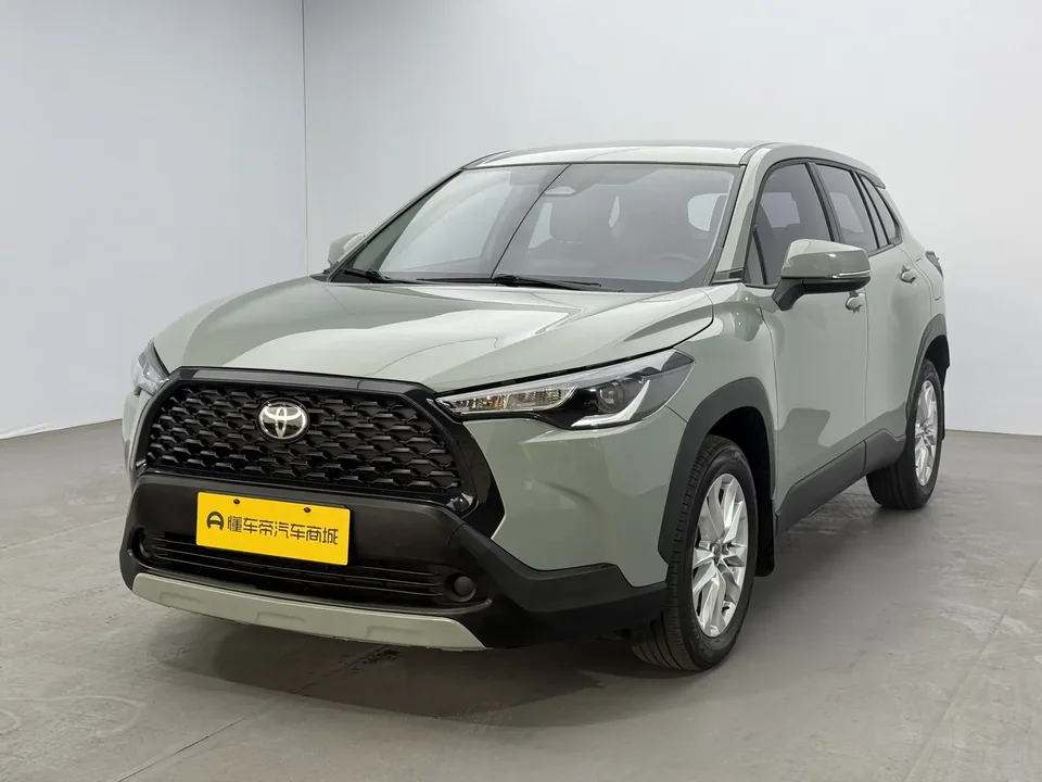Toyota CorollaCross Corolla Sharp 2023 2.0L CVT Pioneer Edition 2024 — photo 1, buy with delivery to Moscow