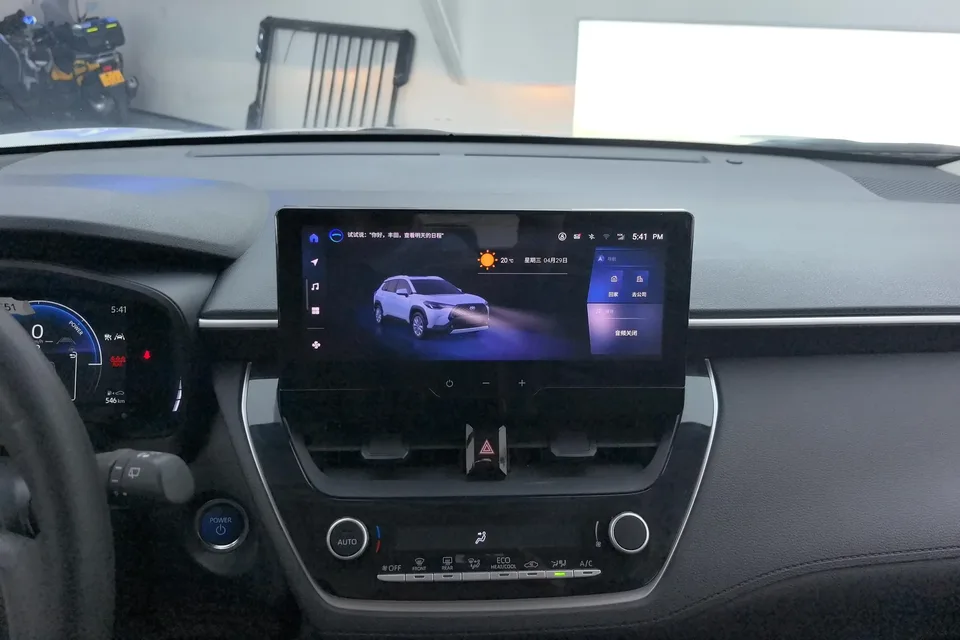 Toyota CorollaCross Corolla Sharp 2023 2.0L Intelligent Electric Hybrid Dual Engine Elite Edition 2024 — thumbnail 4