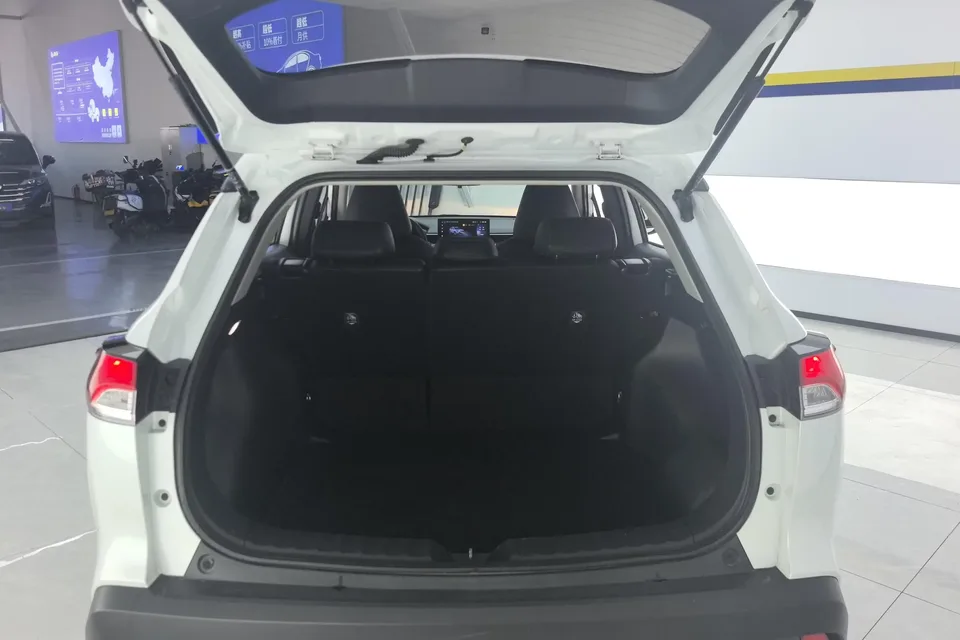 Toyota CorollaCross Corolla Sharp 2023 2.0L Intelligent Electric Hybrid Dual Engine Elite Edition 2024 — thumbnail 5