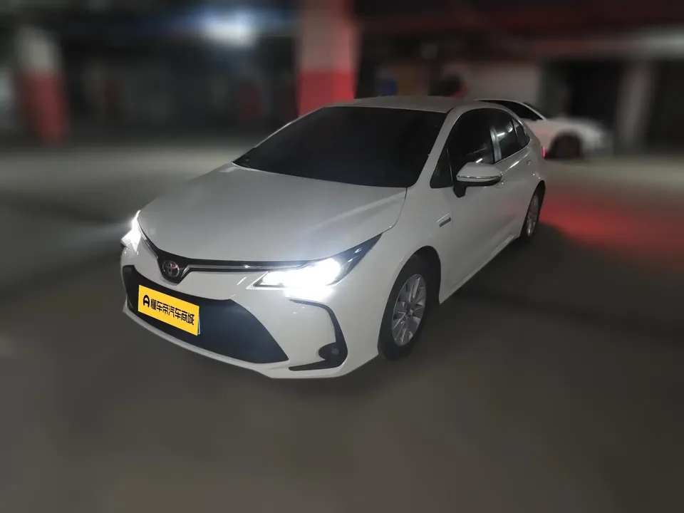 Toyota Corolla Corolla 2023 Intelligent Electric Hybrid Dual Engine 1.8L E-CVT Pioneer Edition 2023 — photo 1, buy with delivery to Moscow