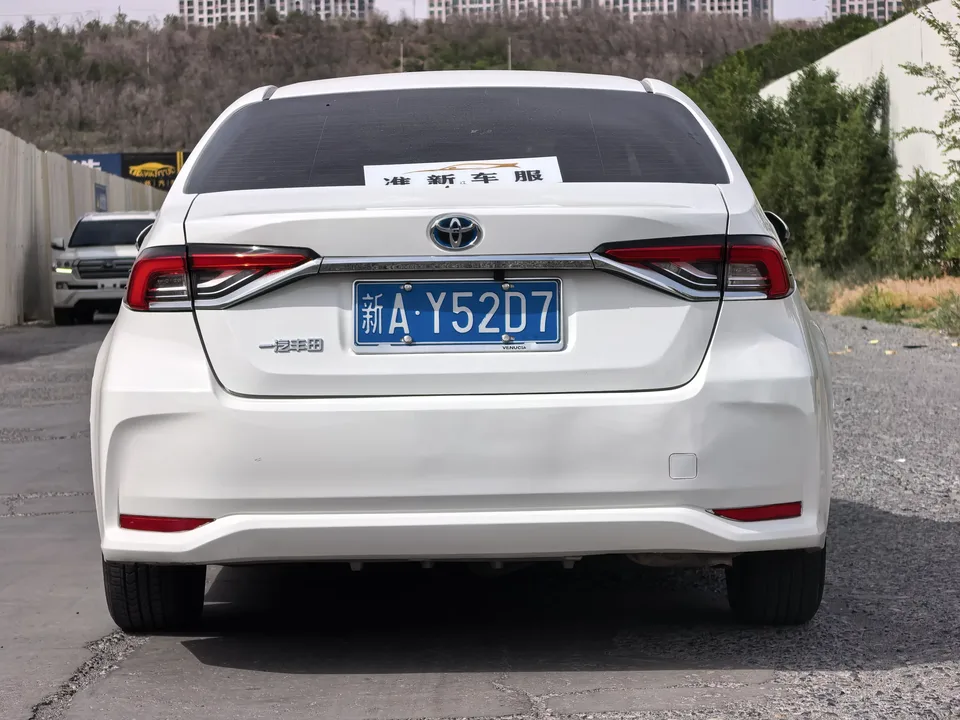 Toyota Corolla Corolla 2023 Intelligent Electric Hybrid Dual Engine 1.8L E-CVT Pioneer Edition 2023 — thumbnail 2