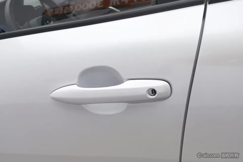 Toyota CorollaCross Corolla Sharp 2024 2.0L CVT Pioneer Edition 2024 — thumbnail 4
