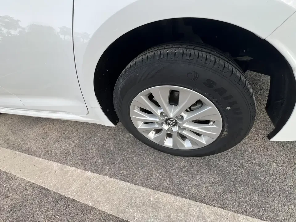 Toyota Corolla Corolla 2023 1.2T S-CVT Pioneer Edition 2023 — thumbnail 3