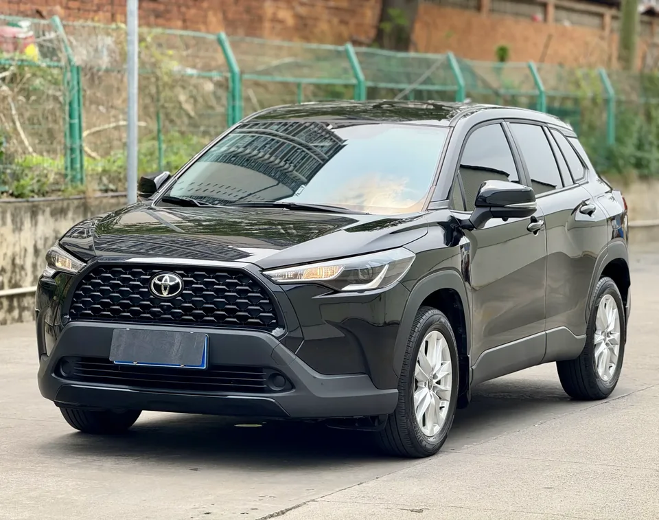 Toyota CorollaCross Corolla Sharp 2024 2.0L CVT Pioneer Edition 2024 — photo 1, buy with delivery to Moscow