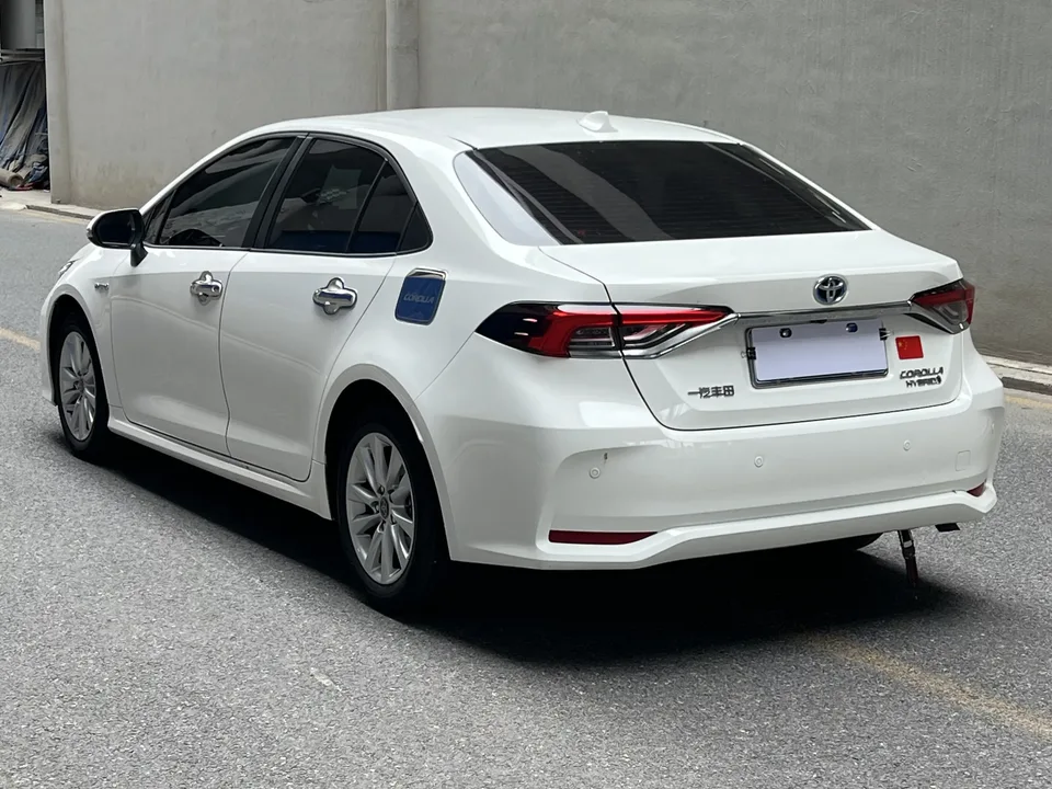 Toyota Corolla Corolla 2023 Intelligent Electric Hybrid Dual Engine 1.8L E-CVT Elite Edition 2023 — thumbnail 2
