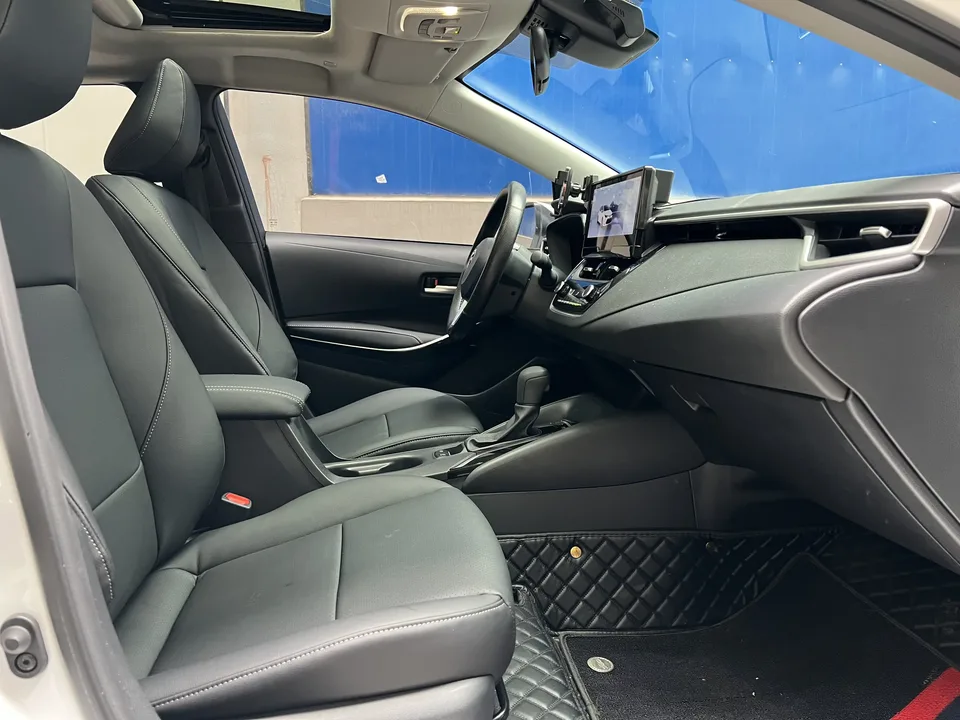 Toyota Corolla Corolla 2023 Intelligent Electric Hybrid Dual Engine 1.8L E-CVT Elite Edition 2023 — thumbnail 4