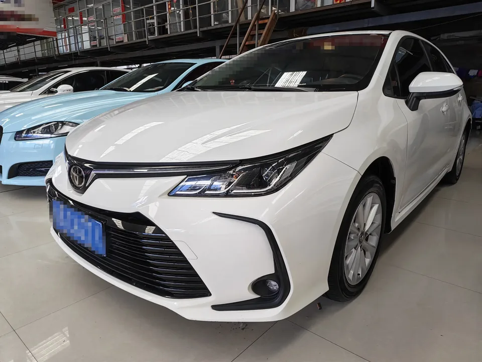 Toyota Corolla Corolla 2021 1.2T S-CVT Elite Edition 2022 — photo 1, buy with delivery to Moscow