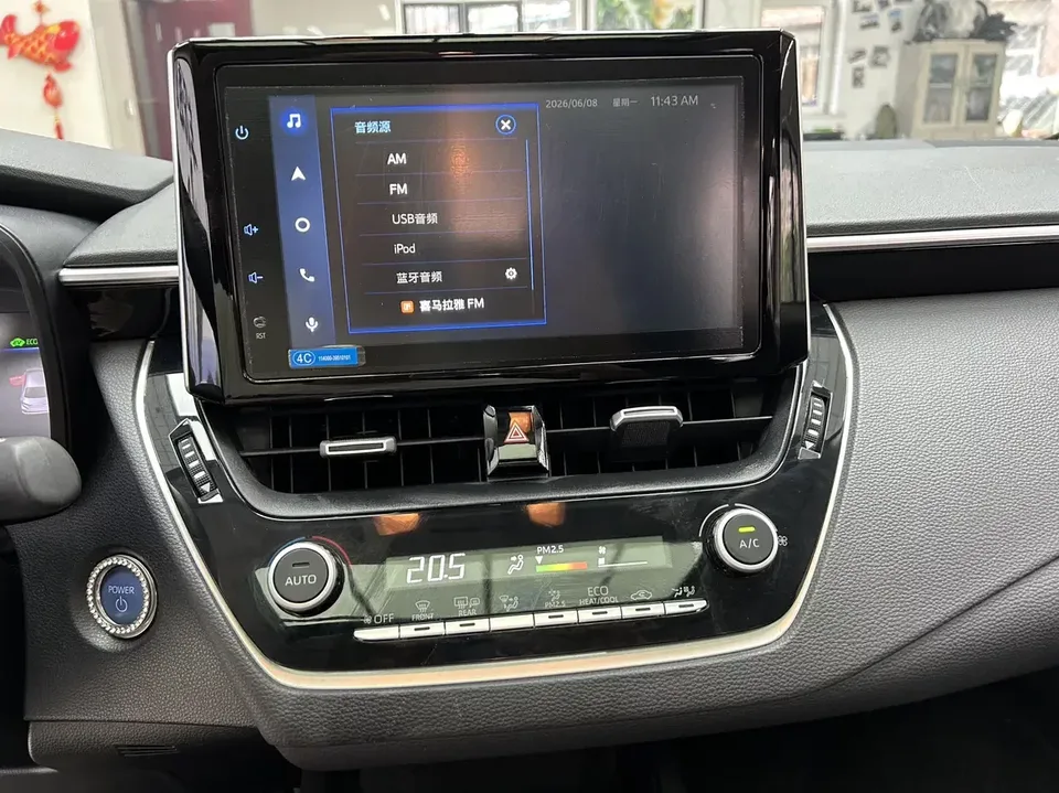 Toyota Corolla Corolla 2022 Dual Engine 1.8L E-CVT Pioneer Edition 2022 — thumbnail 4