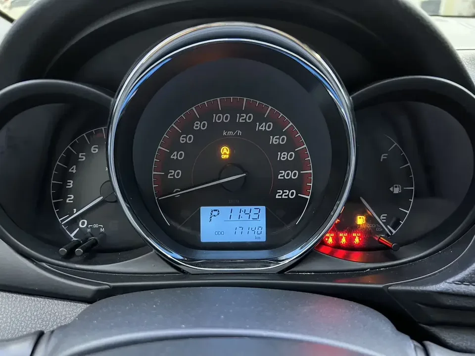 Toyota Vios Vios 2022 1.5L CVT 20th Anniversary Edition 2022 — thumbnail 4