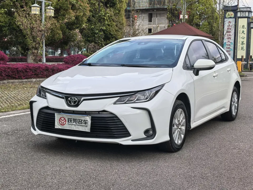 Toyota Corolla Corolla 2021 1.2T S-CVT Pioneer PLUS Edition 2023 — photo 1, buy with delivery to Moscow