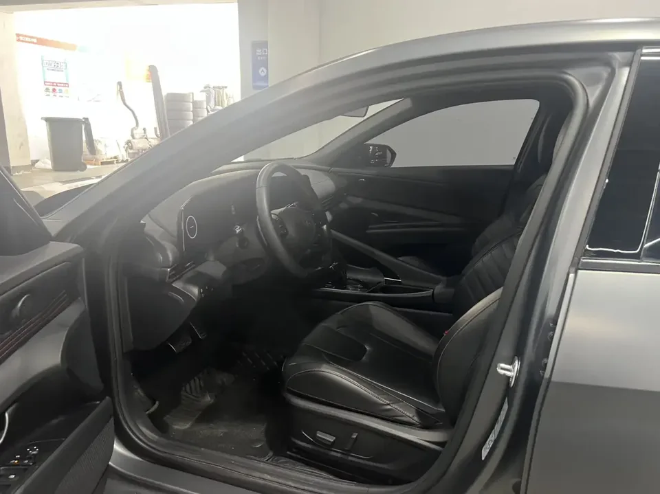 Hyundai Elantra Elantra 2023 1.4T DCT LUX Premium Edition N Line 2023 — thumbnail 5