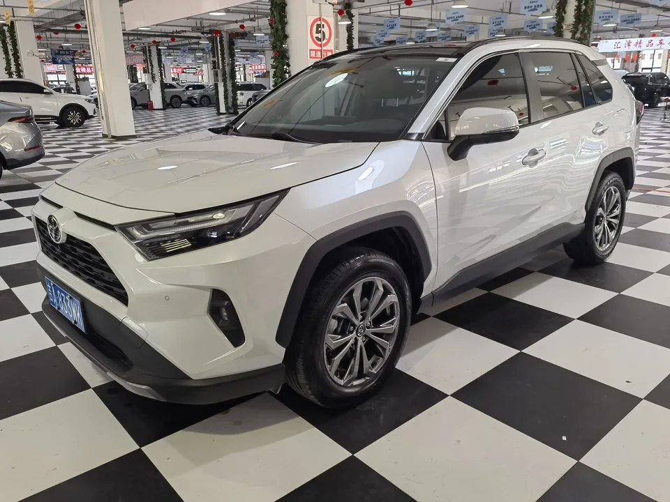 Toyota RAV4 RAV4 Rongfang 2023 2.0L CVT 2WD Fashion PLUS Edition 2024 — photo 1, buy with delivery to Moscow