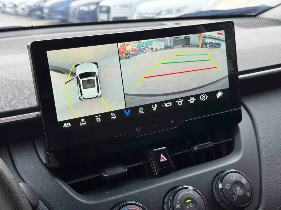 Toyota CorollaCross Corolla Sharp 2023 2.0L CVT Pioneer Edition 2024 — миниатюра 2