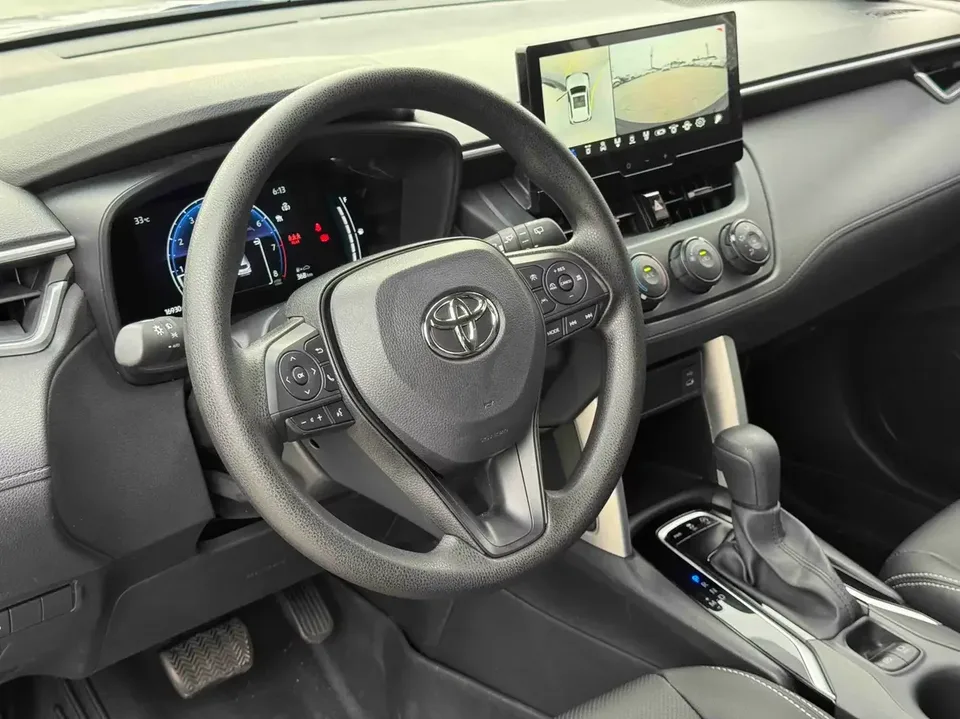 Toyota CorollaCross Corolla Sharp 2023 2.0L CVT Pioneer Edition 2024 — миниатюра 5