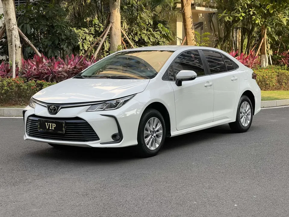 Toyota Corolla Corolla 2023 1.2T S-CVT Pioneer Edition 2023 — photo 1, buy with delivery to Moscow