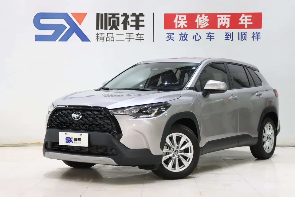 Toyota CorollaCross Corolla Sharp 2024 2.0L CVT Pioneer Edition 2025 — photo 1, buy with delivery to Moscow
