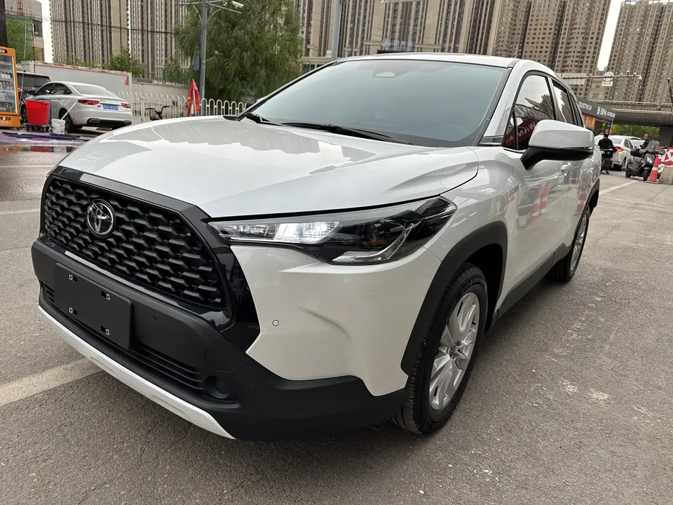 Toyota CorollaCross Corolla Sharp 2024 2.0L CVT Pioneer Edition 2024 — photo 1, buy with delivery to Moscow