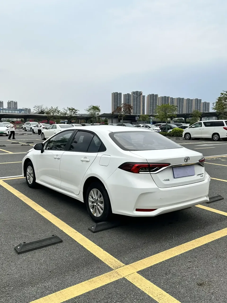 Toyota Corolla Corolla 2023 1.2T S-CVT Pioneer Edition 2023 — thumbnail 4