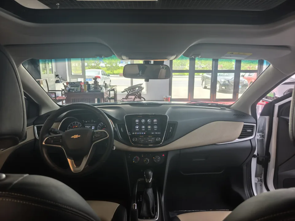 Chevrolet Monza Cruze 2022 320 Automatic Enjoy Sunroof Edition 2022 — thumbnail 4
